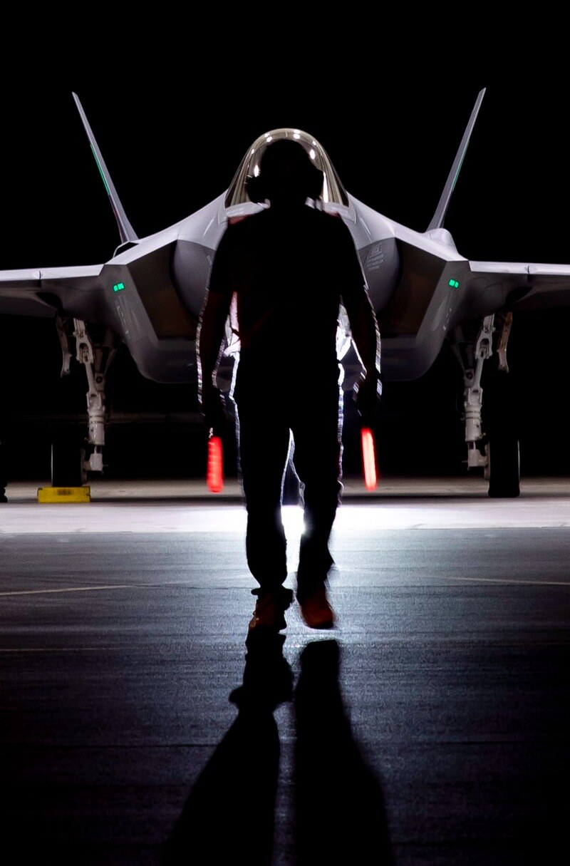 f35